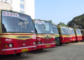 kerala buses.jpg